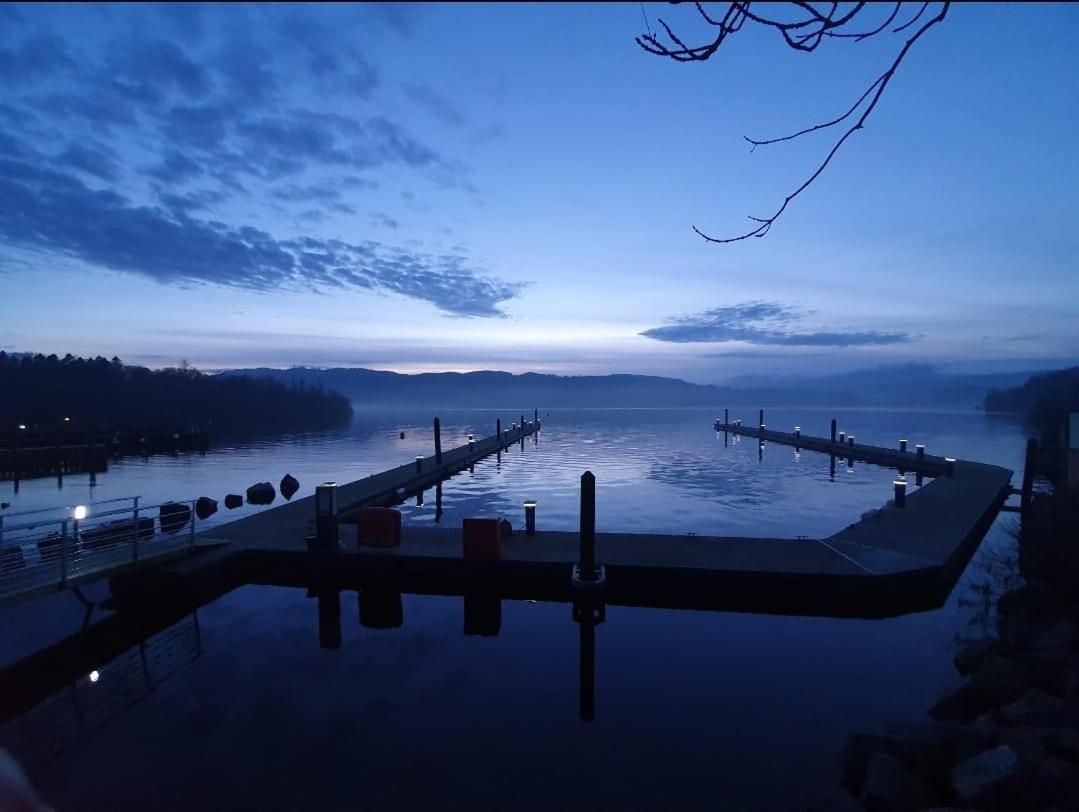 Jaw-Dropping Lodge With Hot Tub On Lake Windermere Ngoại thất bức ảnh